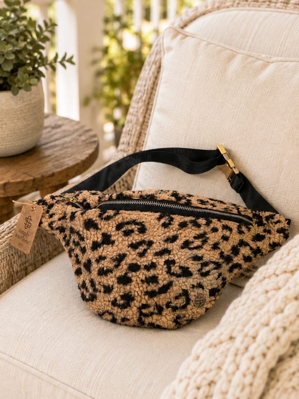 Simply Southern Leopard Sherpa Fanny Pack in Tan & Black (NWT)